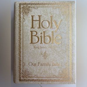 Holy KJV family Bible
